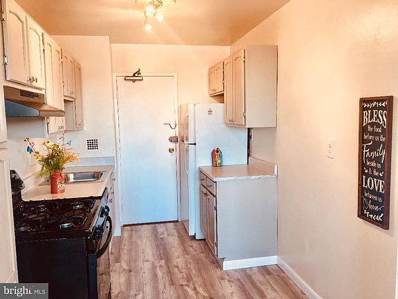 2nd image of 6641 Wakefield Dr APT 718