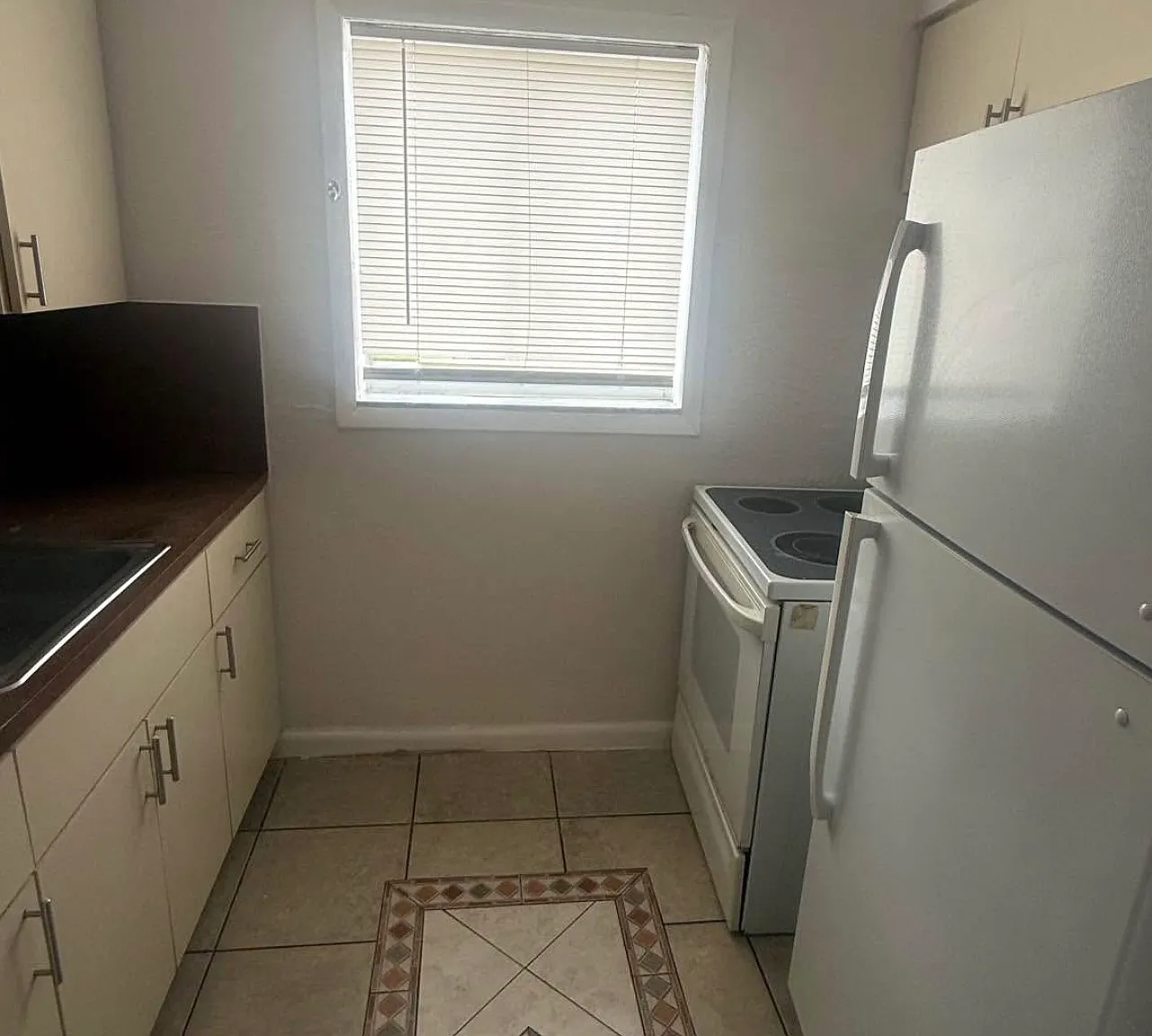 2 bed, 646 sqft, $1,980 — Photo 4