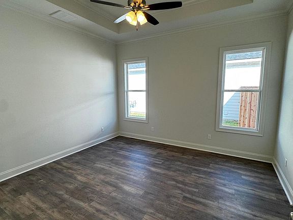 5th image of 202 Harbourside Dr