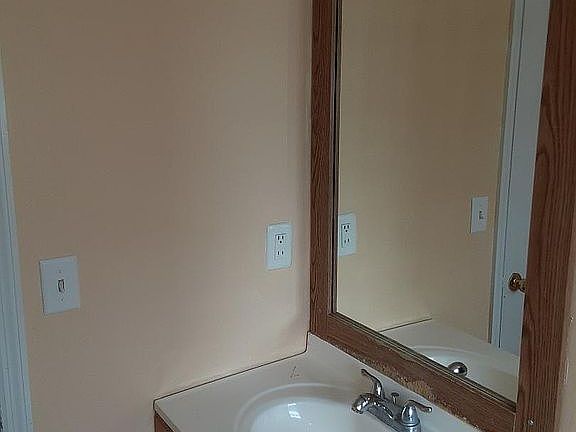 5th image of 7267 79th St N