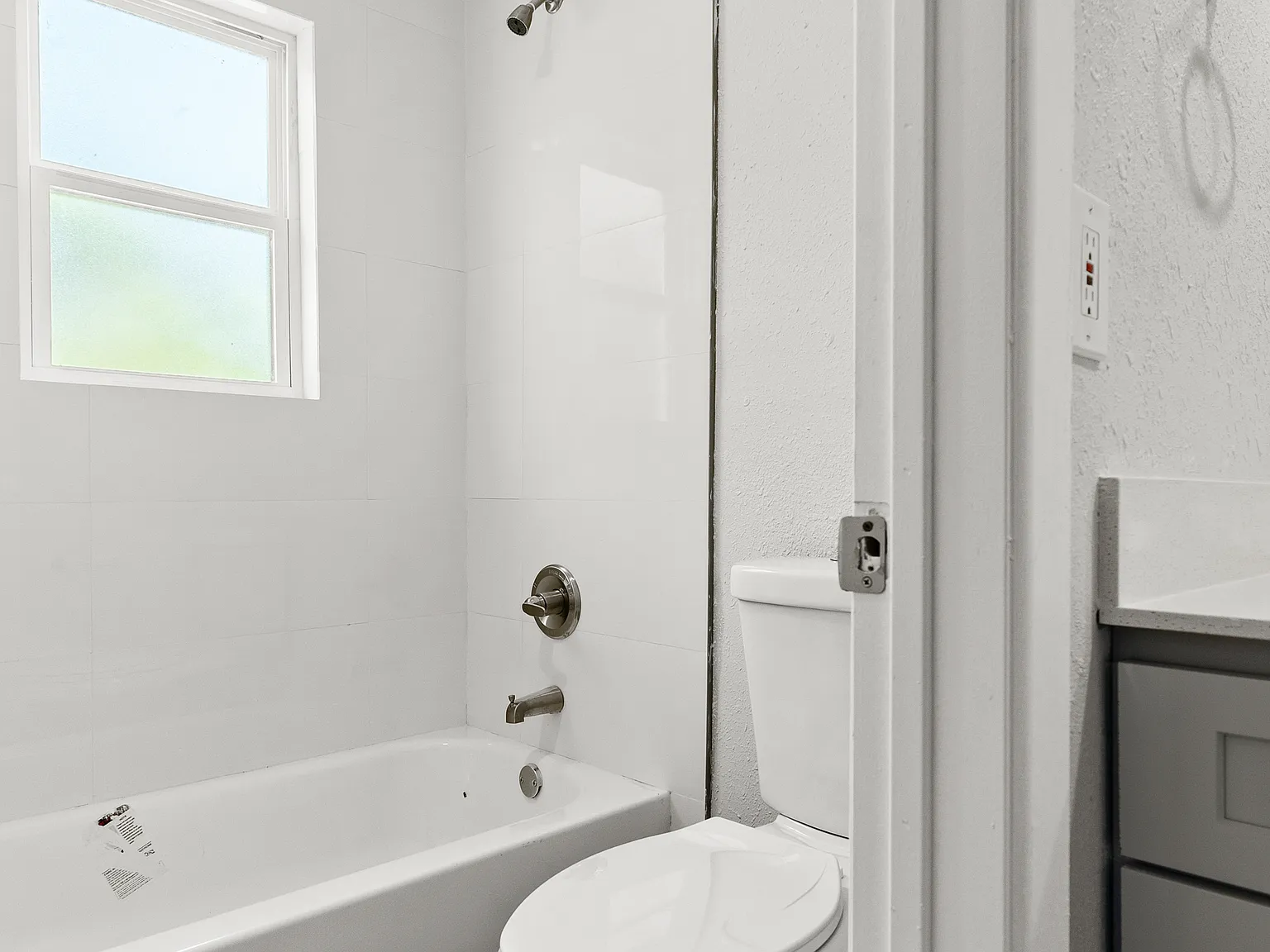 1 bed, 553 sqft, $770 — Photo 4