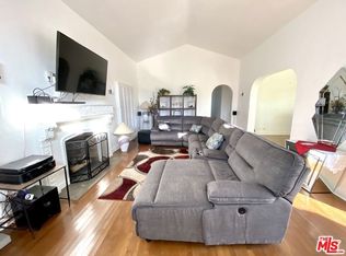 1132 S Curson Ave, Los Angeles, CA 90019