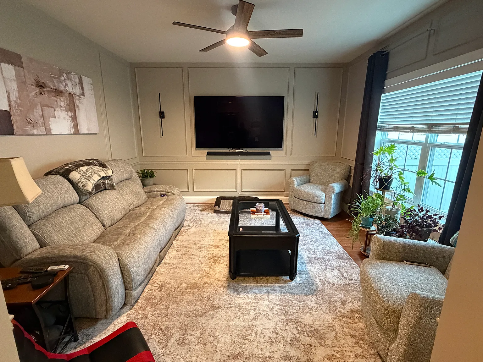3 bed, 2.5 bath, 3140 sqft, $2,995 — Photo 2