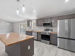 11935 S Amber Ann Ln, Tucson, AZ 85736