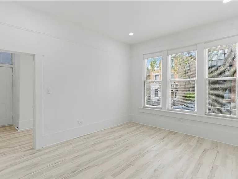 2606 W Haddon Ave #2R — Photo 5
