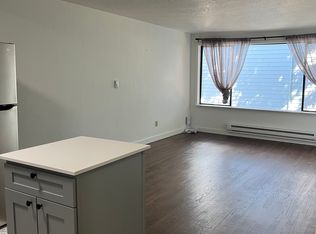 7610 Greenwood Ave N #7612, Seattle, WA 98103