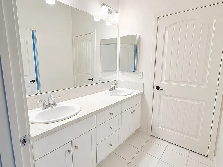 20859 S Normandie Ave — Photo 10
