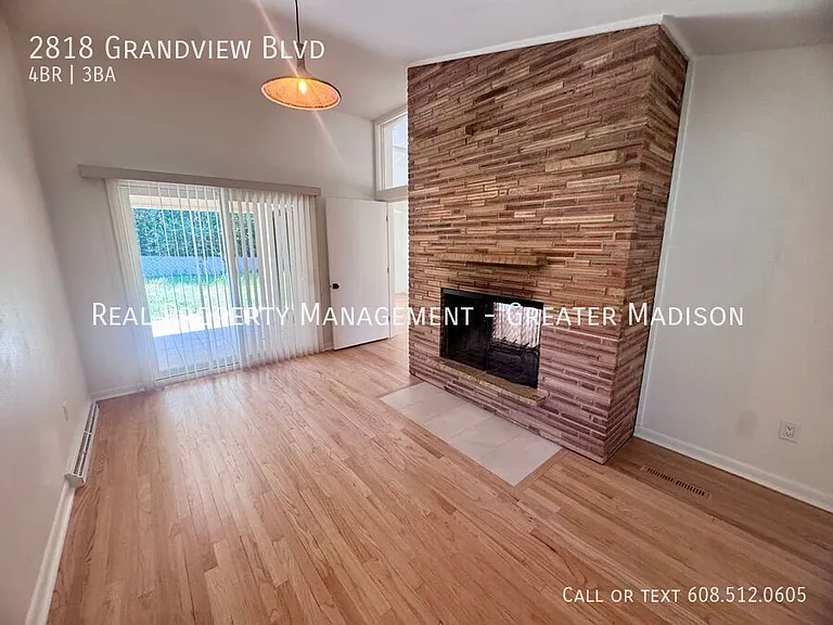 2818 Grandview Blvd — Photo 6