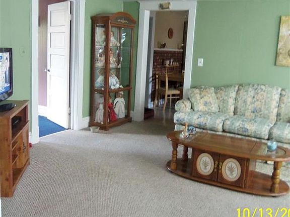 4th image of 45 Glen Ave