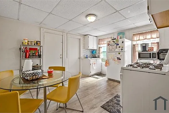 78 Collins St #1 — Photo 11