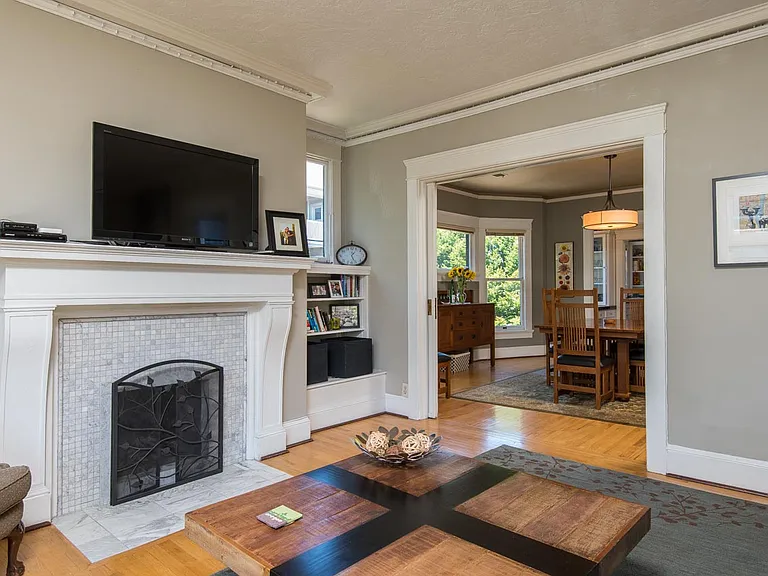 2161 SW Yamhill St #3 — Photo 6