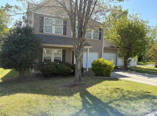 1104 Valley St, Statesville, NC 28677