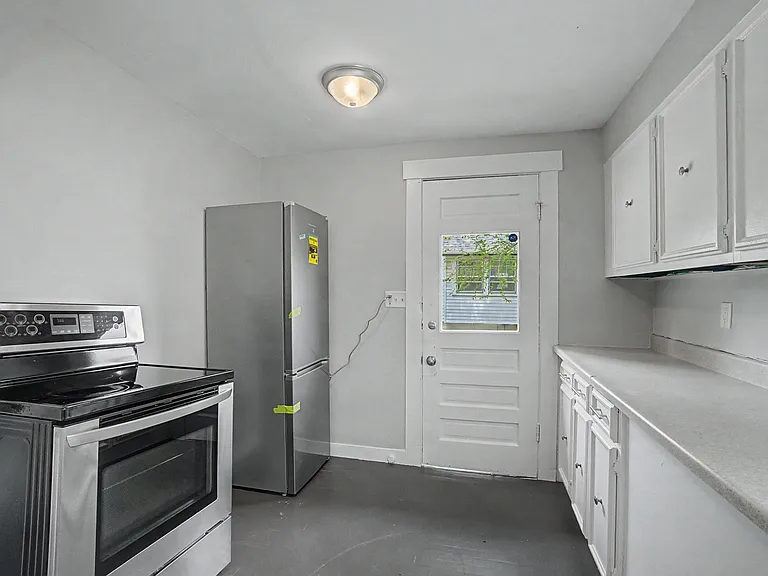 2600 Wayne Ave — Photo 11