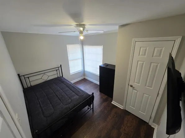 3321 Graymont Dr Room A, Charlotte, NC 28217