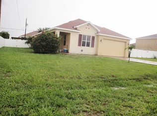 1405 NE 9th St, Cape Coral, FL 33909