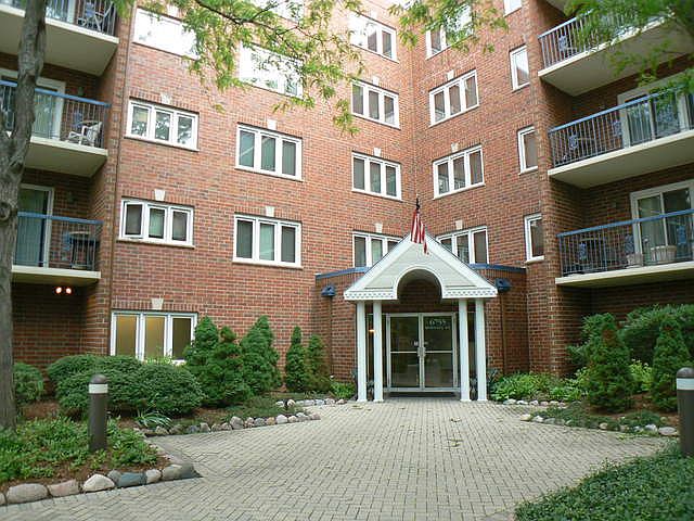 1st image of 6755 N Milwaukee Ave APT 409