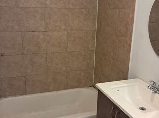 7923 Thompson Rd, Highlands, TX 77562