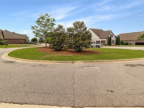 5th image of 1651 Overhill Ct