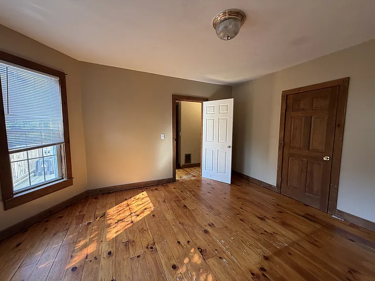 9 Castle St #B — Photo 9