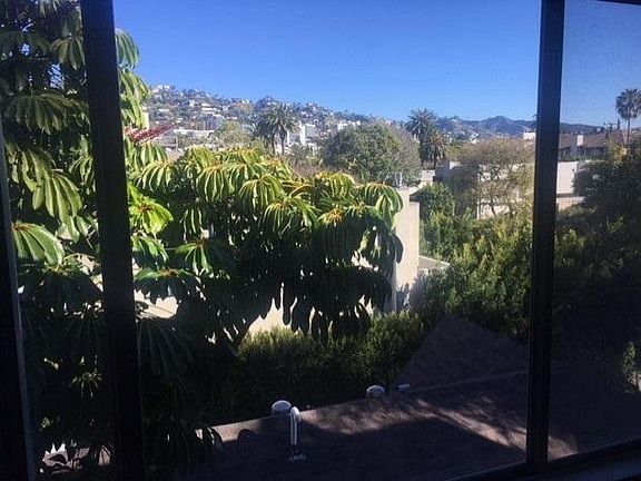 5th image of 649 Westbourne Dr APT 303