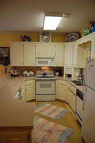 4th image of 400 Farr Shores Dr APT 13a