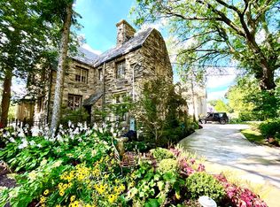 730 N Prospect Ave, Park Ridge, IL 60068