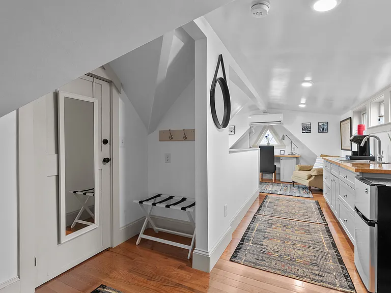 358 Broadway St #4 — Photo 20