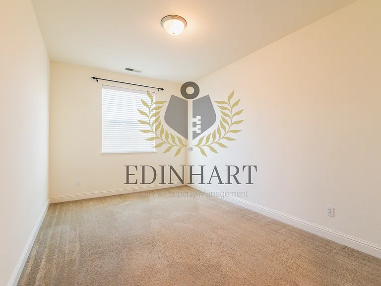 3952 Serena Ave — Photo 15