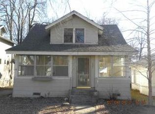 3051 Cass Lake Ave, Keego Harbor, MI 48320