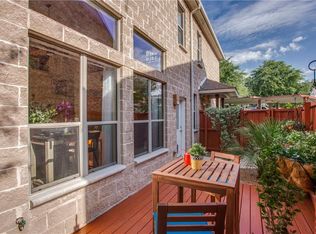 2510 Wedglea Dr, Dallas, TX 75211