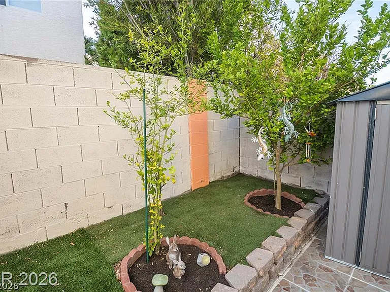 805 Old Mine Creek Ln — Photo 24