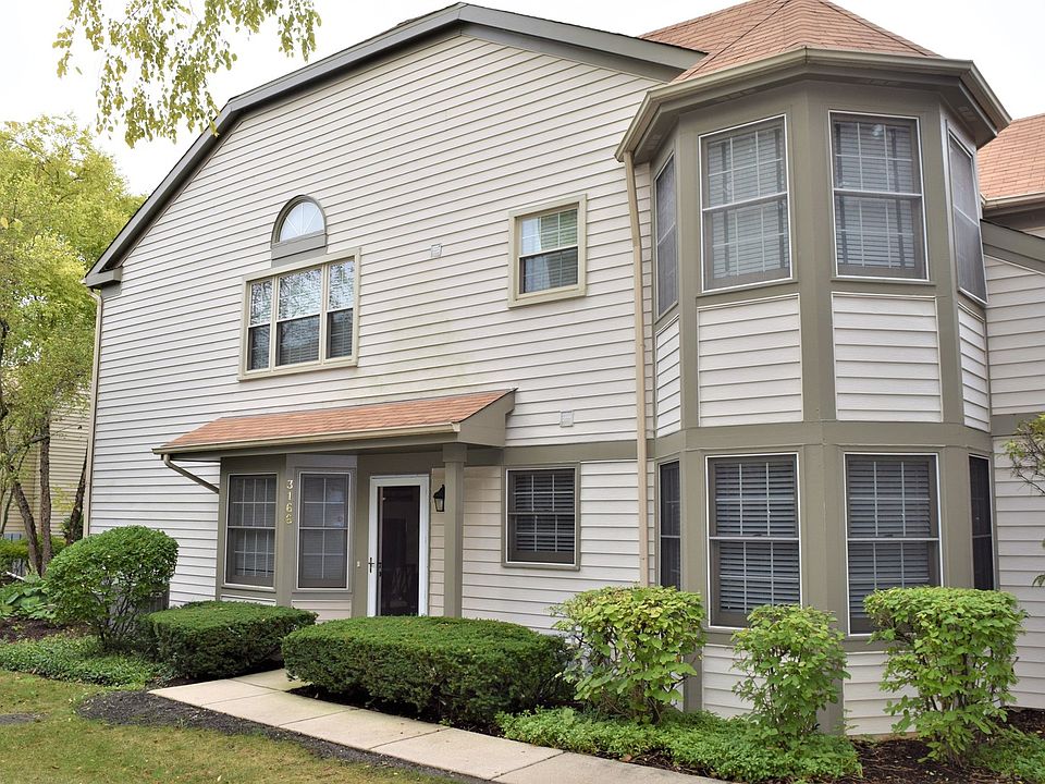 1st image of 3166 N Carriageway Dr
