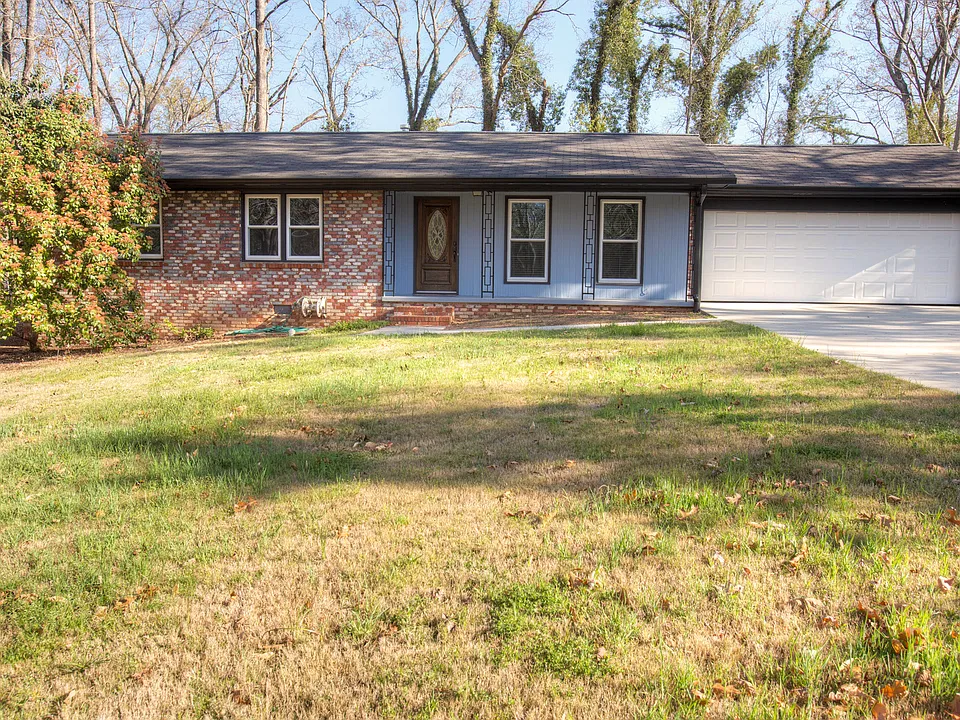 141 College Cir
