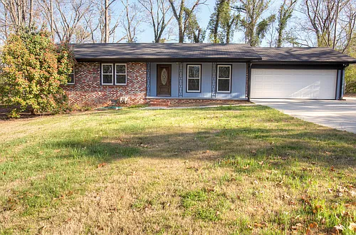 141 College Cir Photo 1