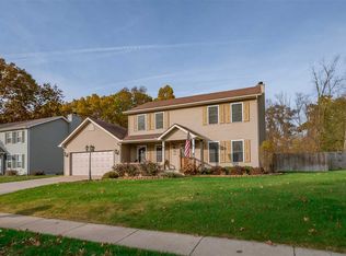 10221 Rosewood Ct, Osceola, IN 46561