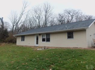3191 New London Rd, New London, IA 52645