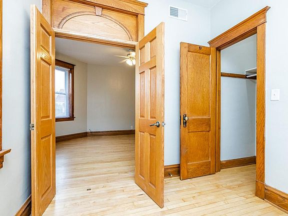 4th image of 2336 S 58th Ct Unit 2F