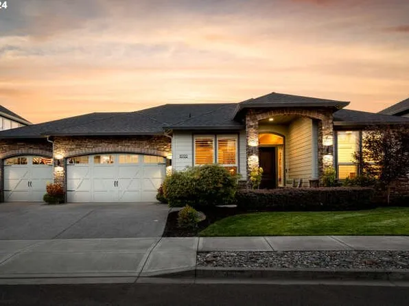 10702 NW 34th Ave, Vancouver, WA 98685