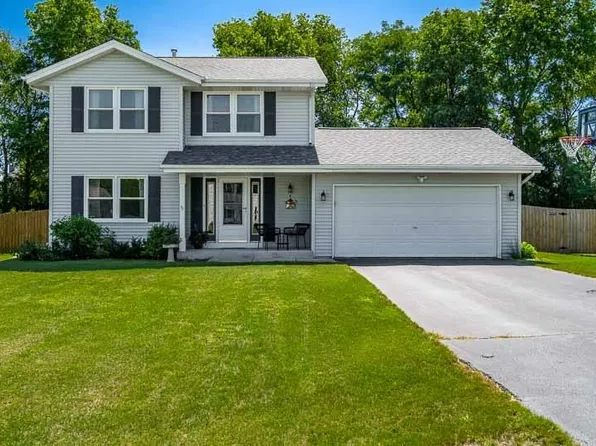 5836 Fairway Dr, South Beloit, IL 61080