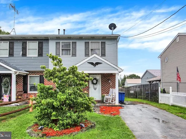 23 Lumber St, Littlestown, PA 17340