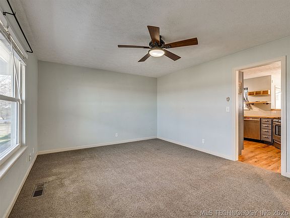 5th image of 20855 S 4220th Rd