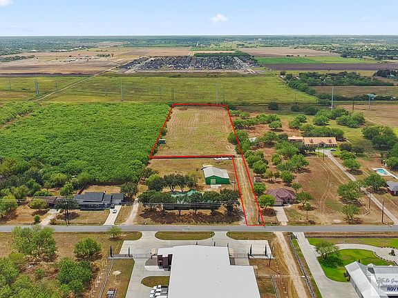 3rd image of 15642 Primera Rd #5