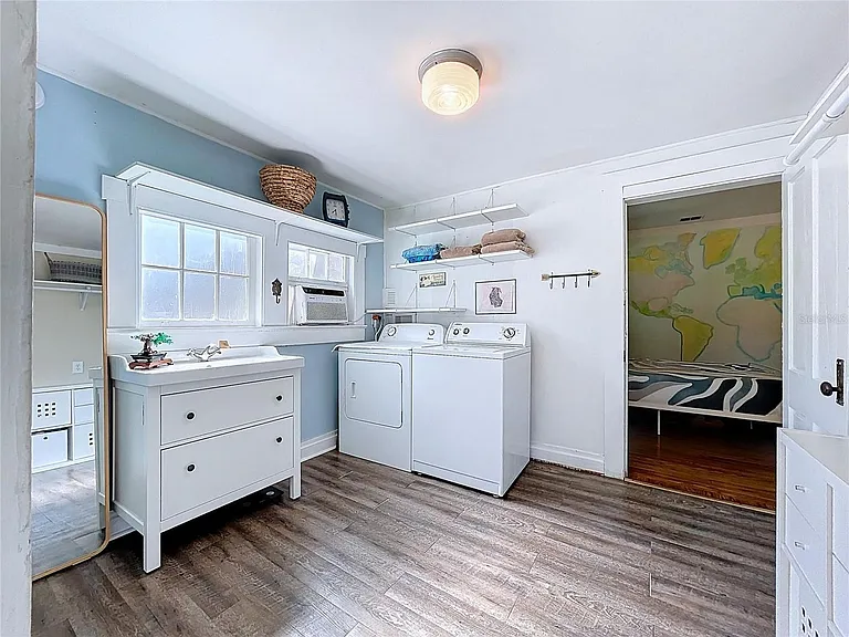 901 W Baker St — Photo 11