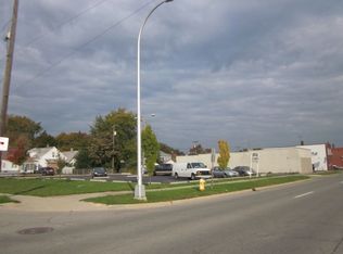 7633 Schaefer Rd, Dearborn, MI 48126