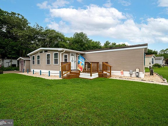 3rd image of 37268 Sugar Hill Way #43157