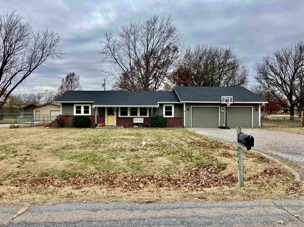 4745 N Sullivan Rd, Wichita, KS 67204