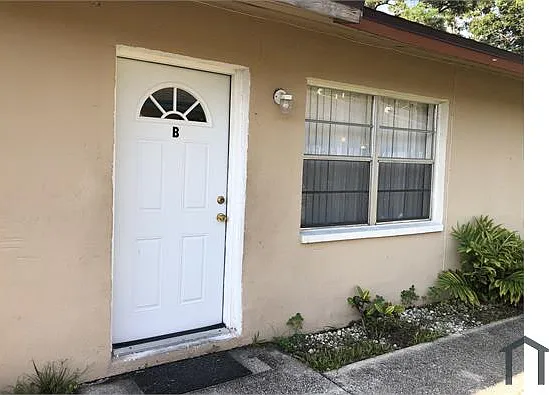 2089 Palm Way #B