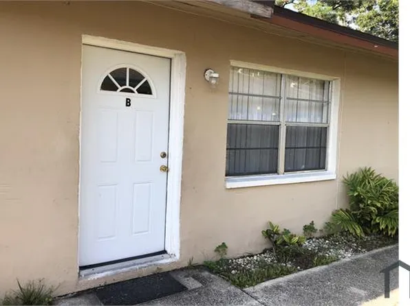 2089 Palm Way APT B, Largo, FL 33771