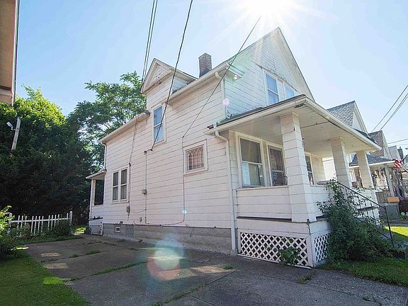 3rd image of 4125 Poe Ave