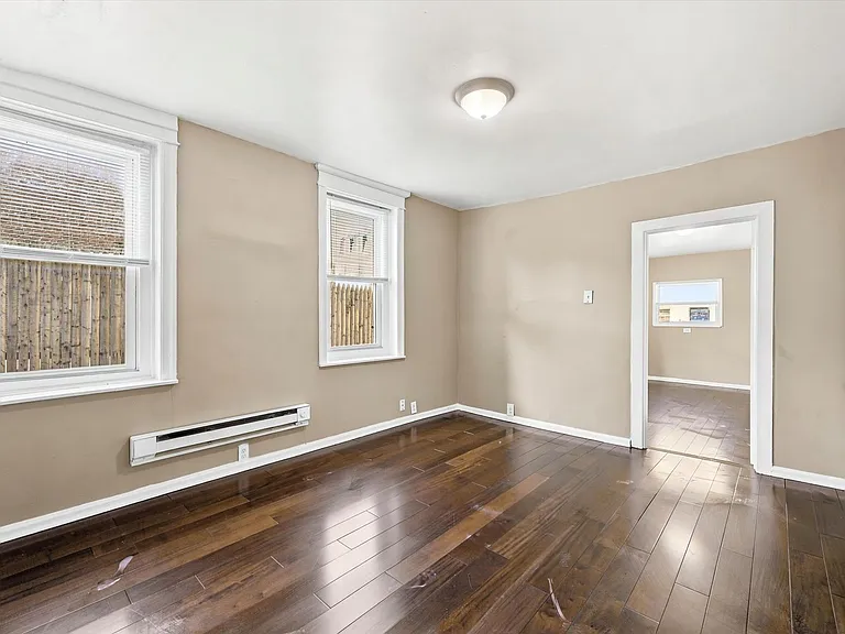 2111 Orthodox St — Photo 9